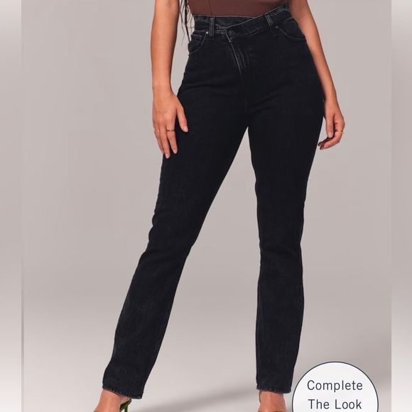 Abercrombie & Fitch Denim - Abercrombie & Fitch Ultra High Rise 90s Slim Straight Jean Size 16